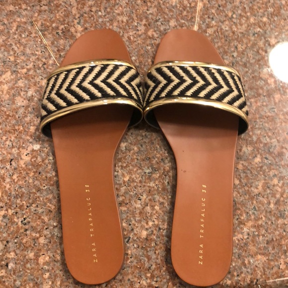 Zara slides